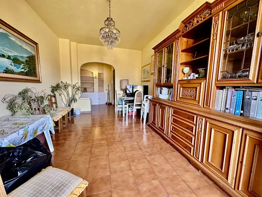 Immagine 6 di Appartamento in vendita  a Carrara