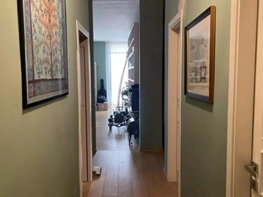 Immagine 11 di Appartamento in vendita  a Pisa