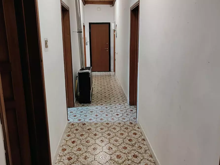 Immagine 7 di Appartamento in vendita  a Livorno