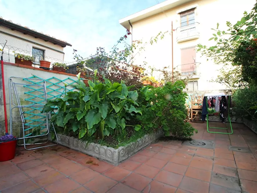 Immagine 12 di Appartamento in vendita  a Pisa