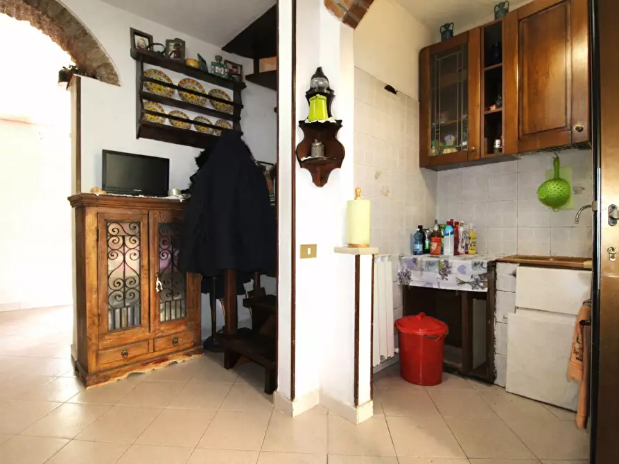 Immagine 5 di Appartamento in vendita  a Pisa