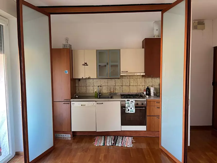 Immagine 9 di Appartamento in vendita  a Lerici