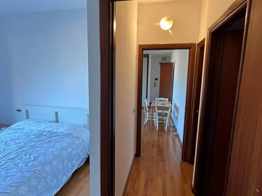 Immagine 11 di Appartamento in vendita  a Lerici