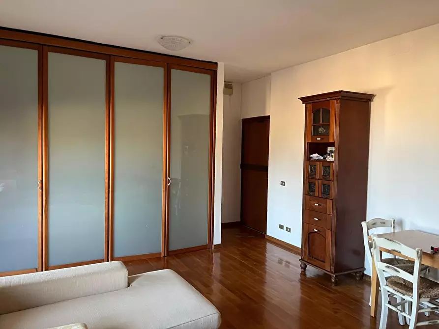 Immagine 4 di Appartamento in vendita  a Lerici