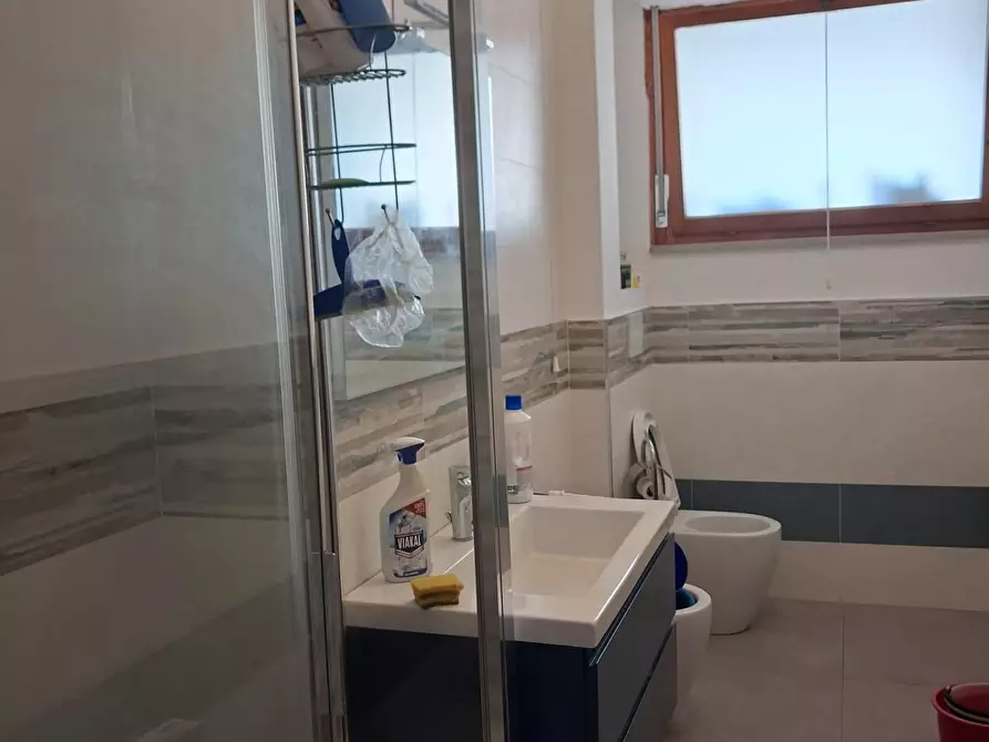 Immagine 10 di Appartamento in vendita  a Livorno