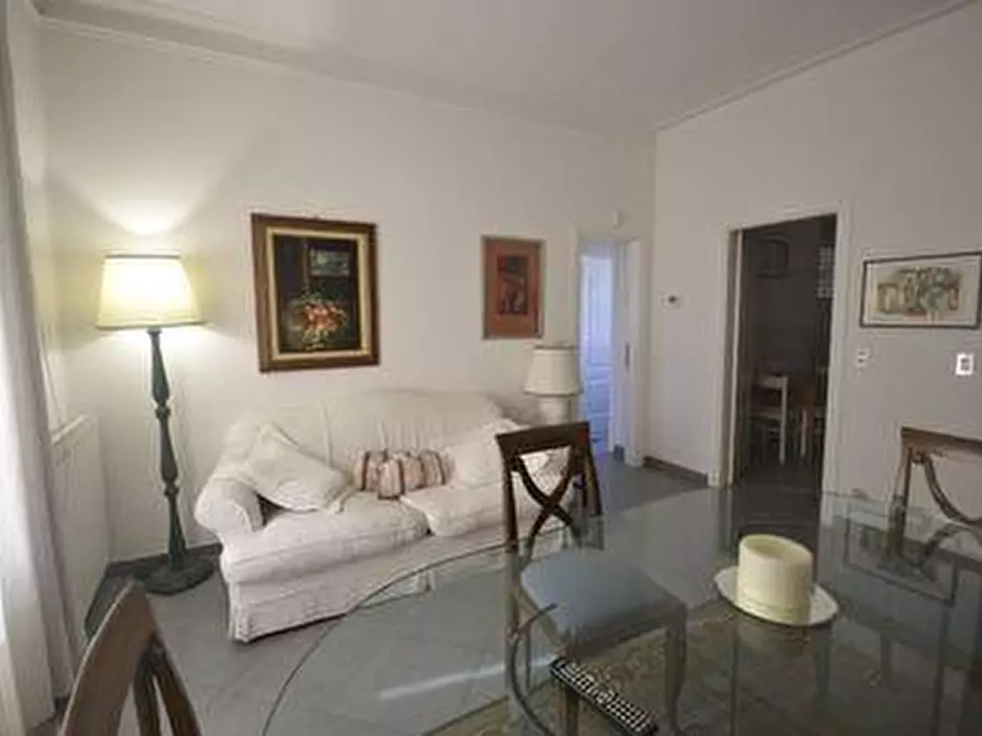 Immagine 2 di Mansarda in vendita  a Pietrasanta