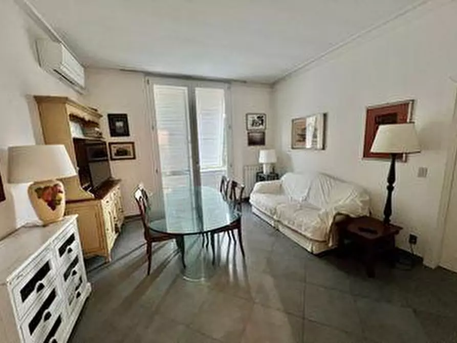 Immagine 3 di Mansarda in vendita  a Pietrasanta