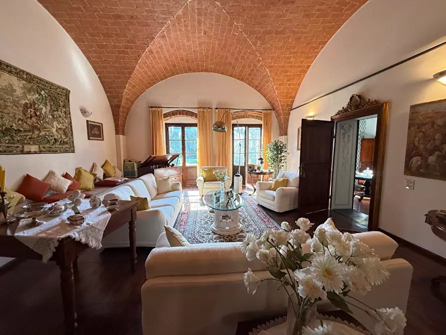 Immagine 11 di Rustico / casale in vendita  a San Giuliano Terme