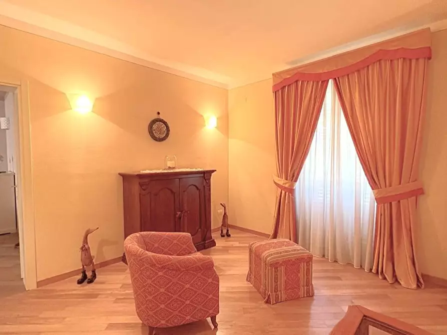 Immagine 24 di Villa in vendita  a Lucca