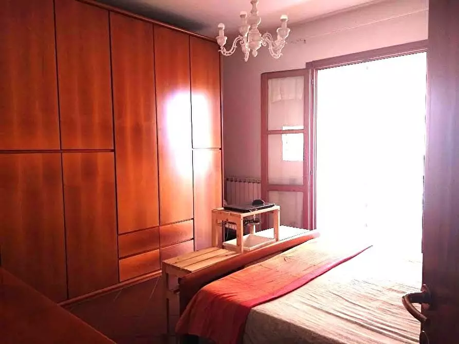 Immagine 12 di Appartamento in vendita  a Massa