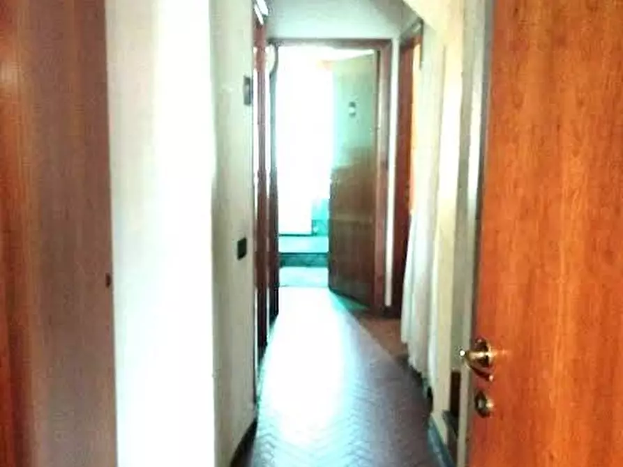 Immagine 10 di Appartamento in vendita  a Massa