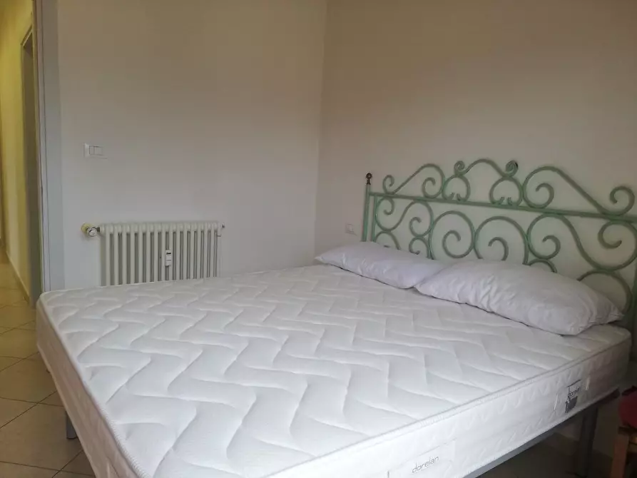 Immagine 12 di Appartamento in vendita  a Viareggio