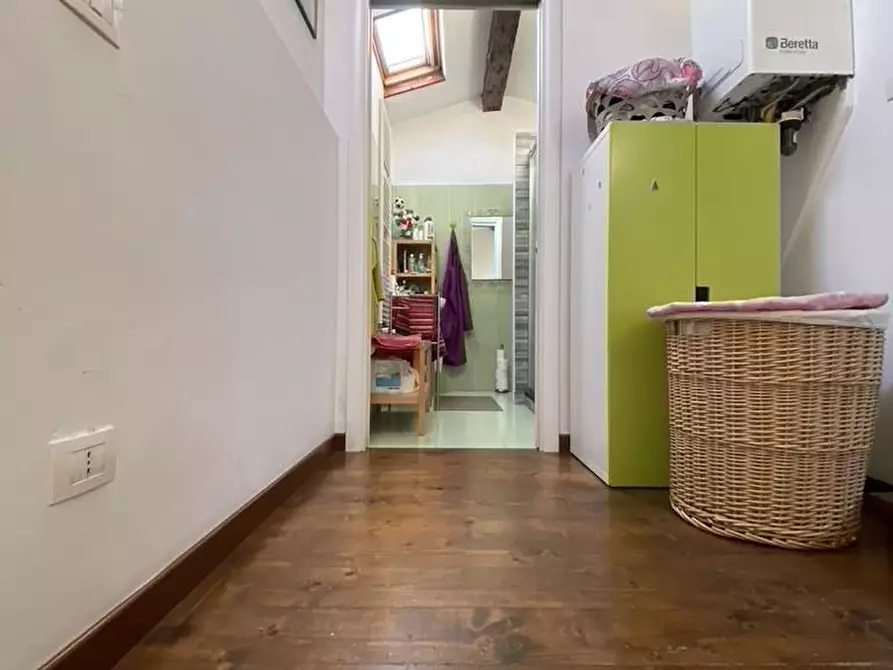 Immagine 13 di Appartamento in vendita  a Livorno