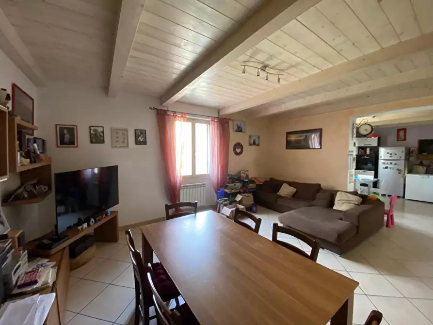 Immagine 5 di Appartamento in vendita  a Livorno