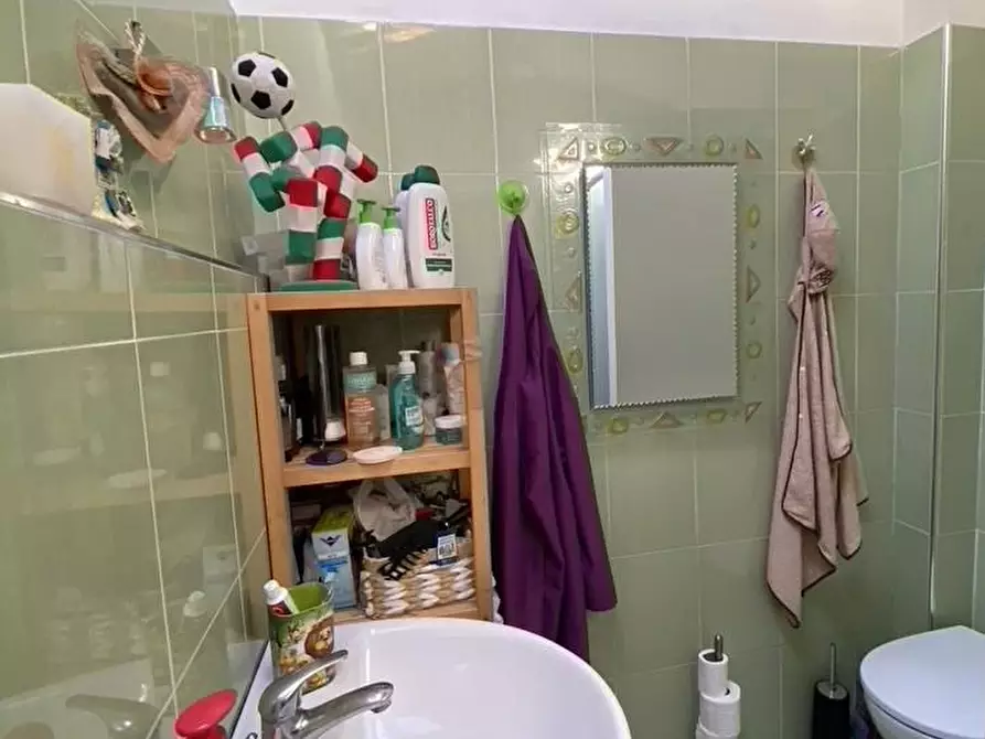 Immagine 20 di Appartamento in vendita  a Livorno