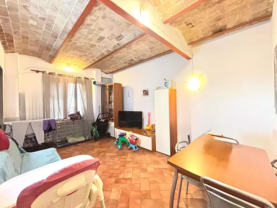 Immagine 2 di Appartamento in vendita  a Terricciola