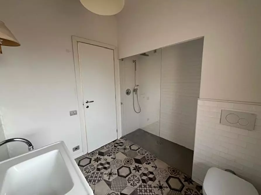 Immagine 10 di Mansarda in affitto  a Pontedera