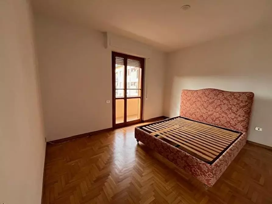 Immagine 8 di Mansarda in affitto  a Pontedera