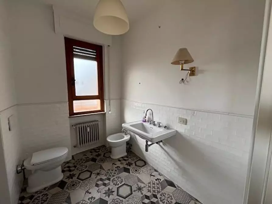 Immagine 9 di Mansarda in affitto  a Pontedera