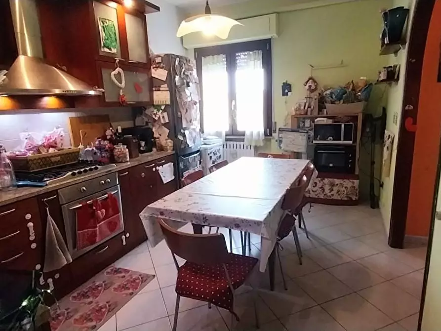 Immagine 8 di Appartamento in vendita  a Cascina