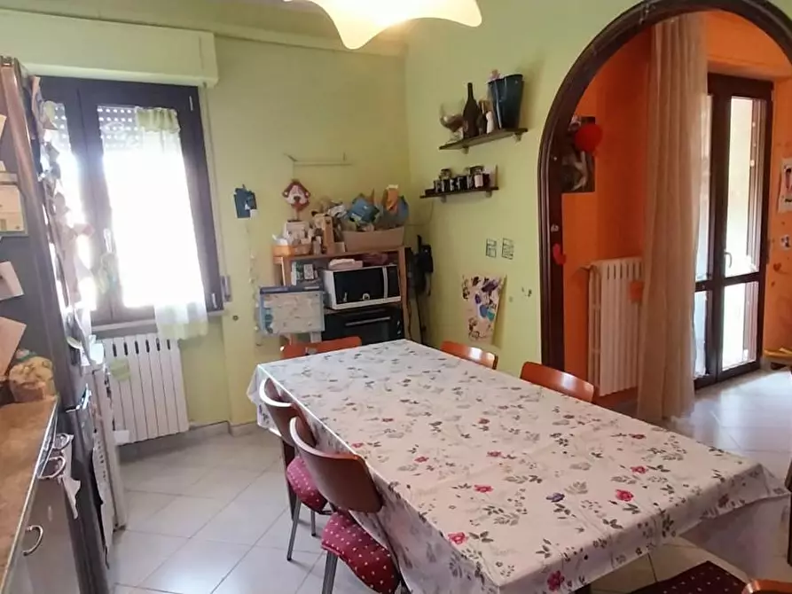 Immagine 9 di Appartamento in vendita  a Cascina