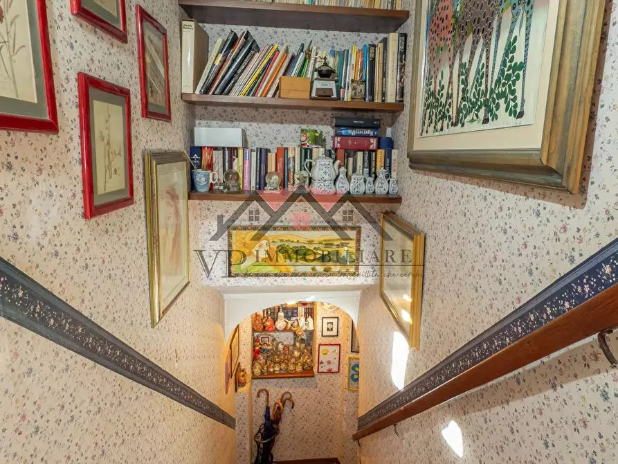 Immagine 12 di Appartamento in vendita  a Pomarance