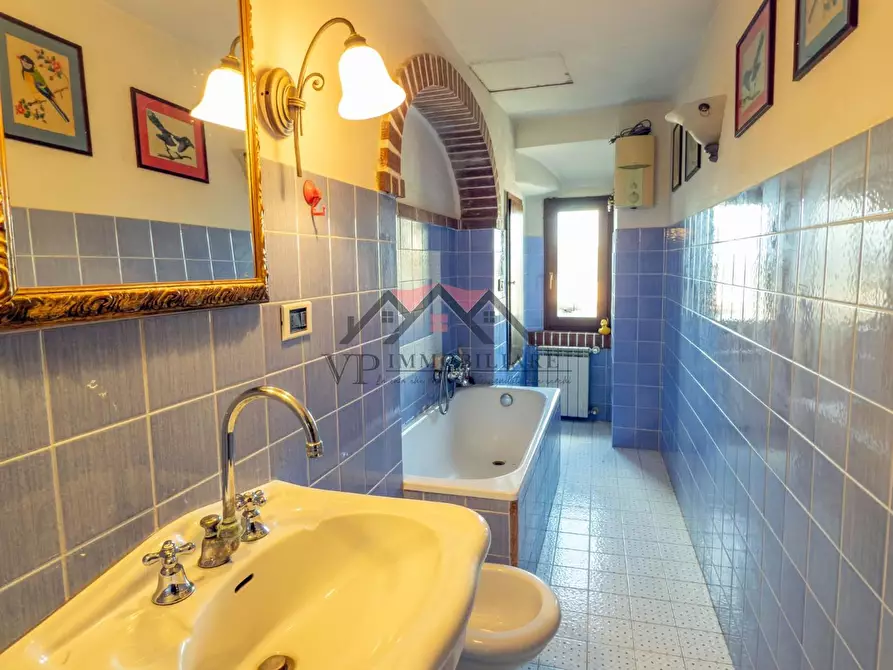 Immagine 15 di Appartamento in vendita  a Pomarance