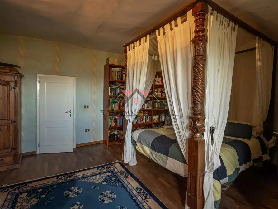 Immagine 9 di Appartamento in vendita  a Pomarance