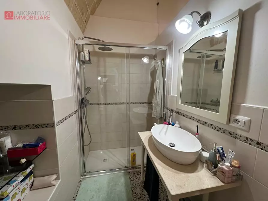 Immagine 24 di Palazzo in vendita  a Copertino