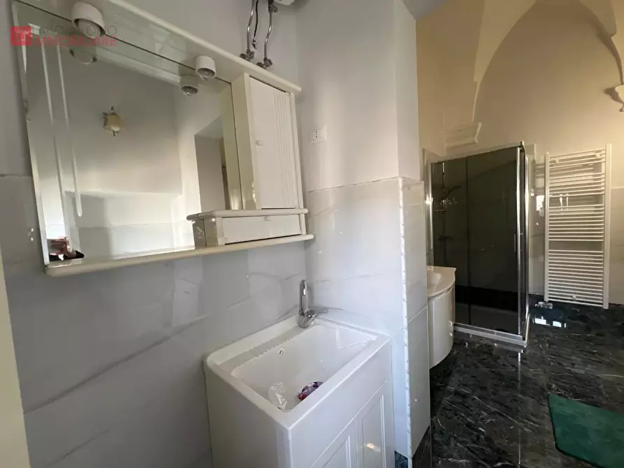 Immagine 37 di Palazzo in vendita  a Copertino