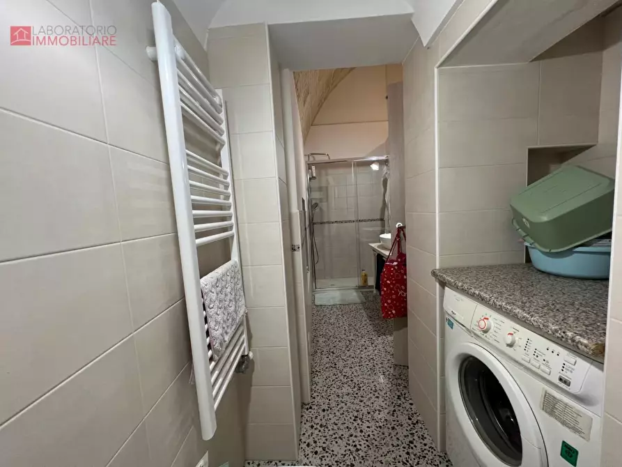 Immagine 27 di Palazzo in vendita  a Copertino