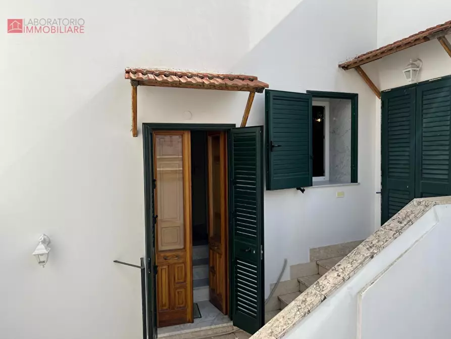 Immagine 48 di Palazzo in vendita  a Copertino