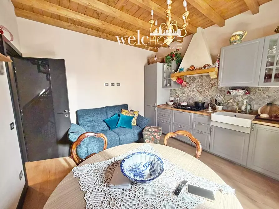 Immagine 29 di Terratetto in vendita  a Campi Bisenzio