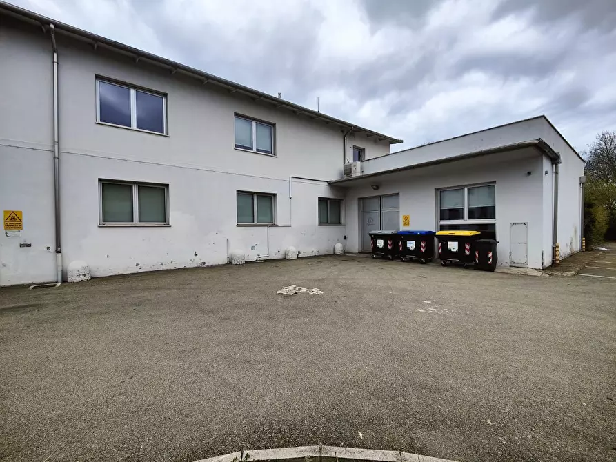 Immagine 23 di Capannone industriale in affitto  a Santa Croce Sull'arno