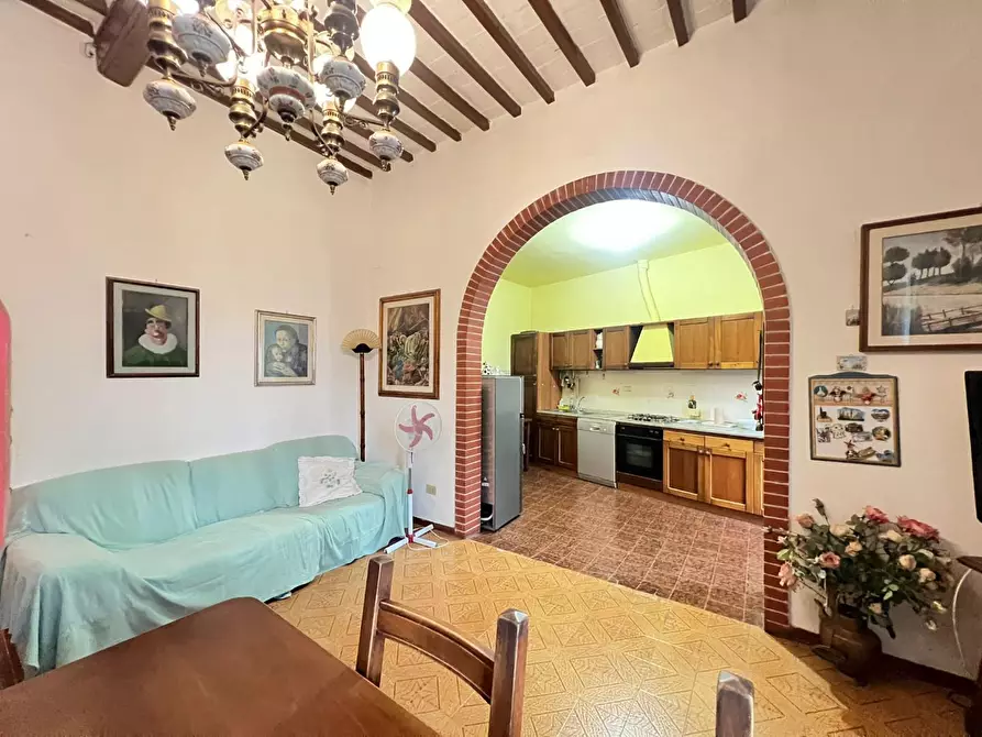 Immagine 2 di Appartamento in vendita  a Empoli