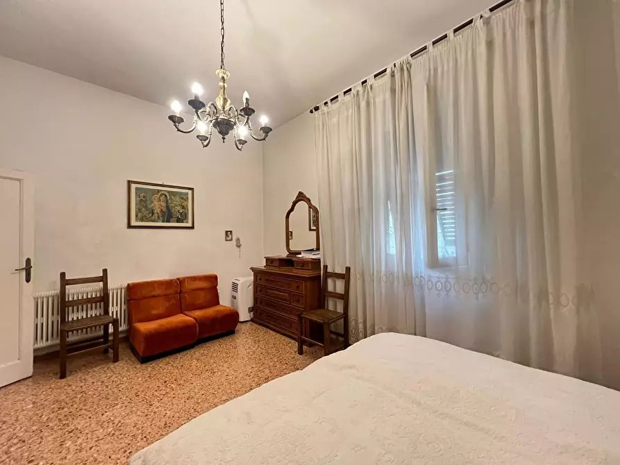 Immagine 10 di Appartamento in vendita  a Empoli