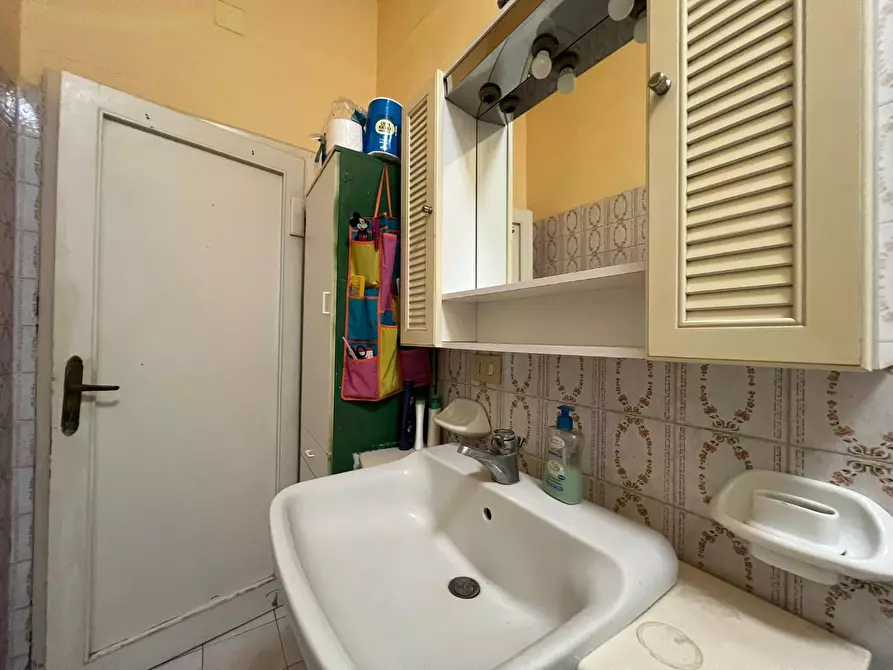 Immagine 18 di Appartamento in vendita  a Empoli