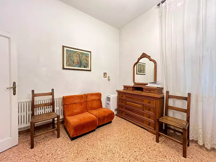 Immagine 11 di Appartamento in vendita  a Empoli