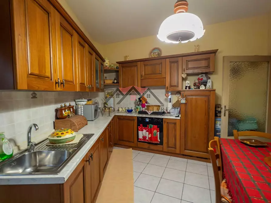 Immagine 7 di Appartamento in vendita  a Pomarance