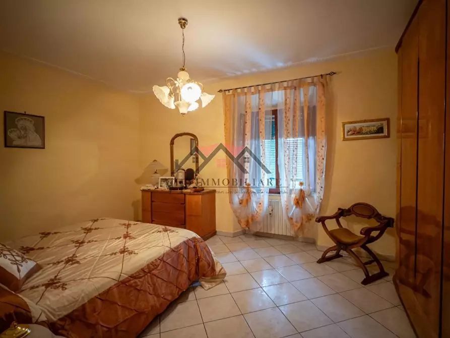 Immagine 10 di Appartamento in vendita  a Pomarance