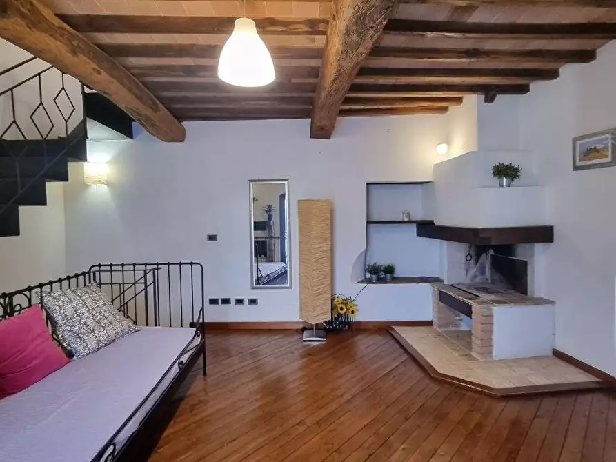 Immagine 10 di Terratetto in vendita  a Colle Di Val D'elsa