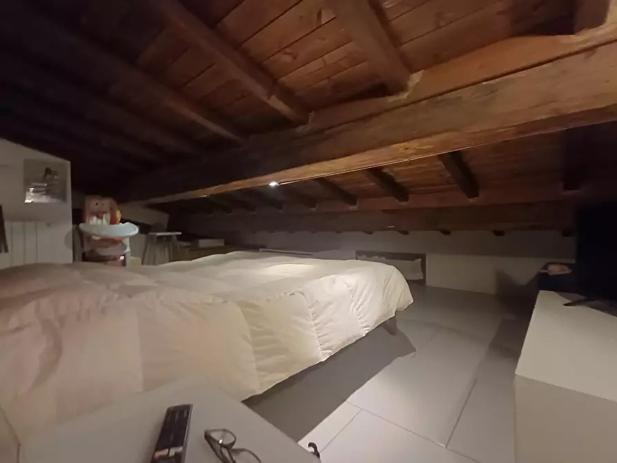 Immagine 20 di Appartamento in vendita  a Poggibonsi