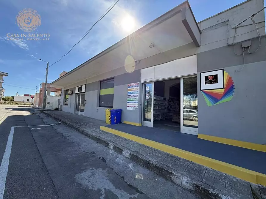 Immagine 7 di Laboratorio in vendita  a Alessano