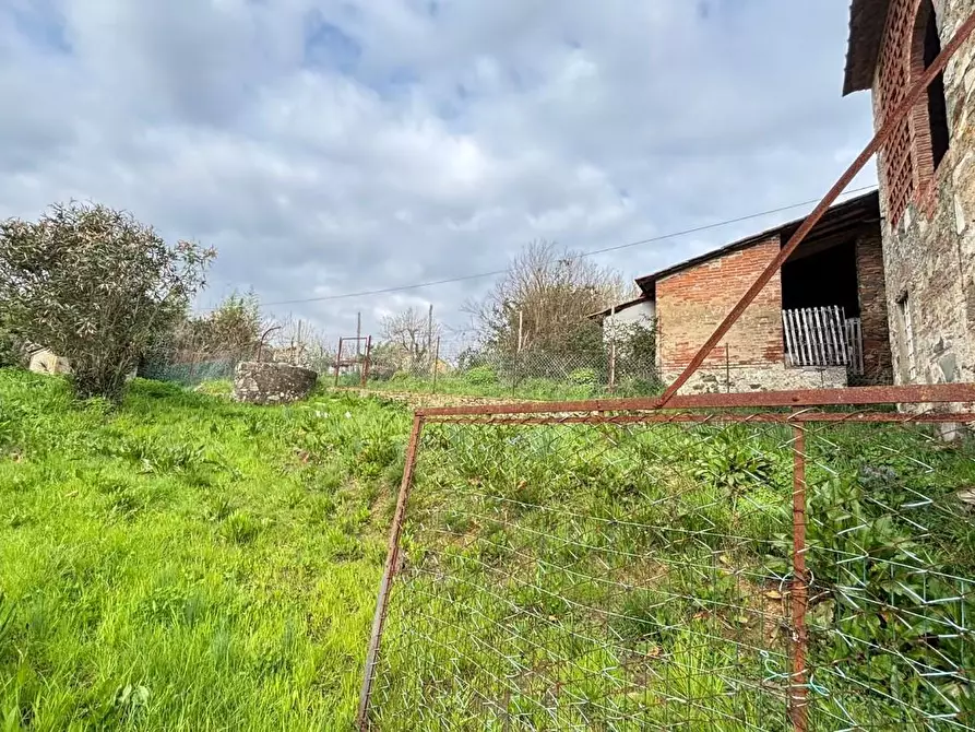 Immagine 17 di Deposito in vendita  a Capannori