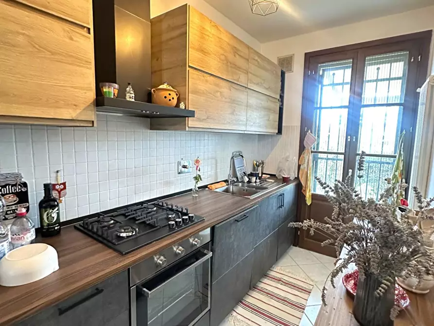 Immagine 13 di Appartamento in vendita  a Cascina