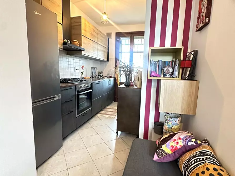 Immagine 10 di Appartamento in vendita  a Cascina