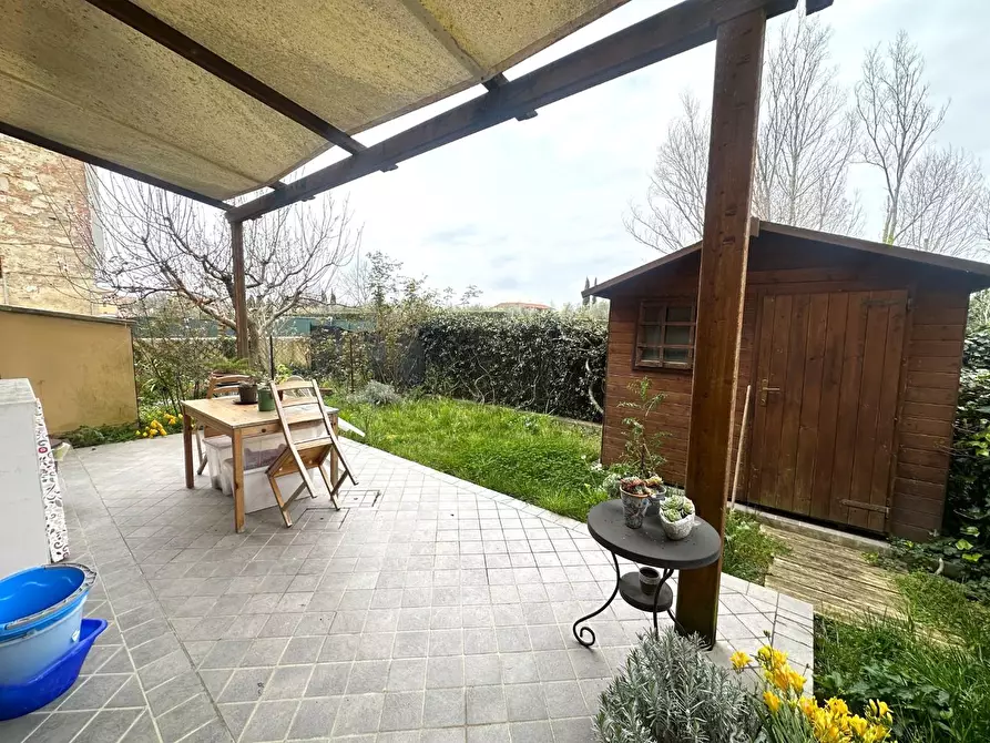 Immagine 19 di Appartamento in vendita  a Cascina