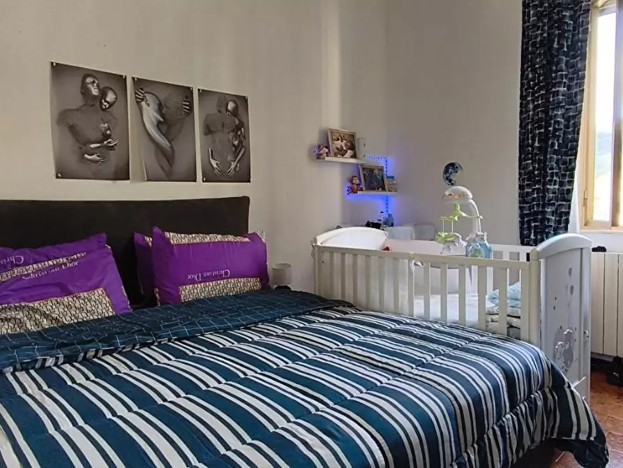 Immagine 4 di Appartamento in vendita  a Massa