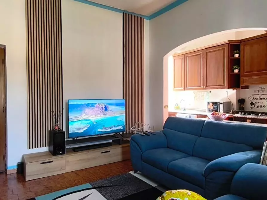 Immagine 13 di Appartamento in vendita  a Massa