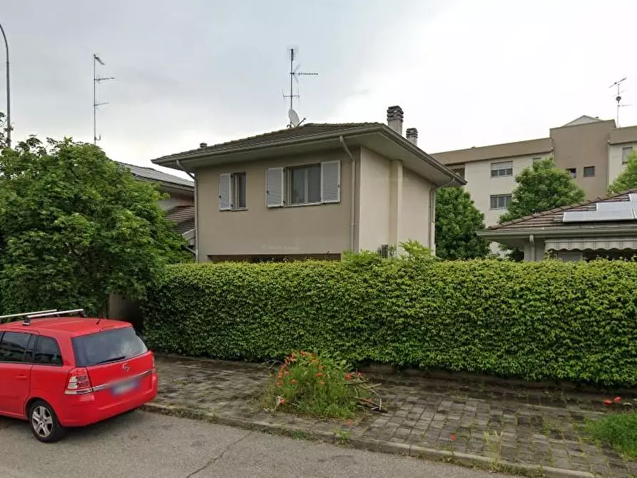 Immagine 1 di Villetta a schiera in vendita  a Vigevano